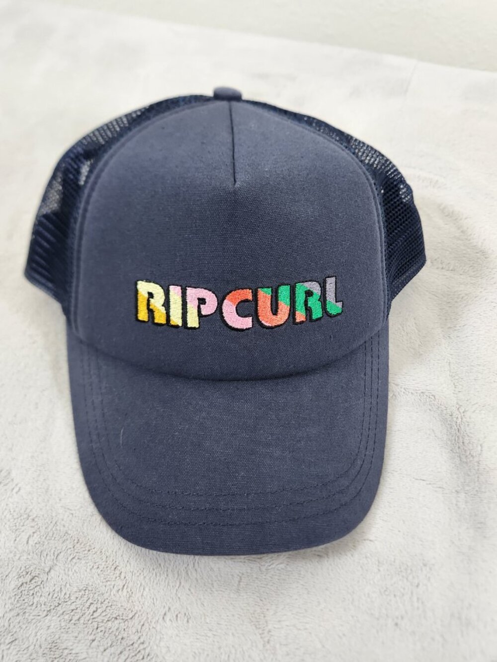 Rip Curl Hat Snapback Navy Blue Gray Mesh Adjustable Logo Rainbow Colors Trucker
